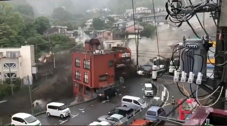 熱海の土石流災害　SNS投稿動画を報道各社が使用した