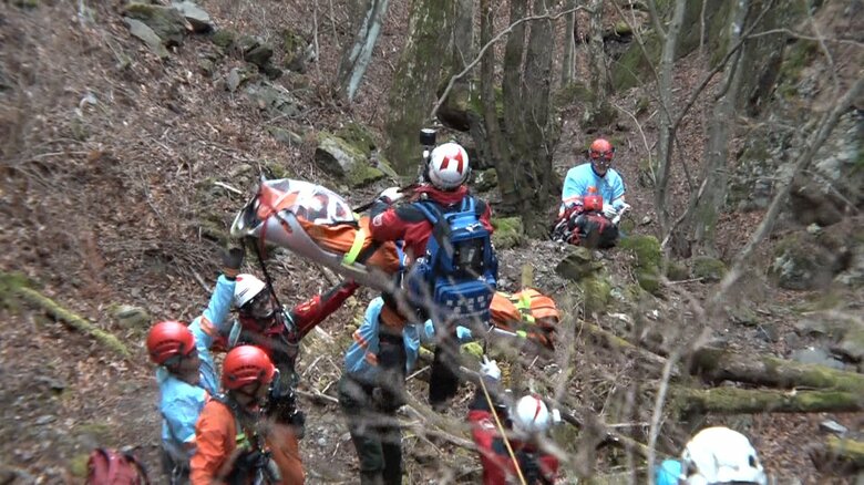 無事ヘリコプターで救出される