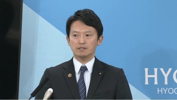 元県民局長を「公務員失格」と非難（2024年3月）