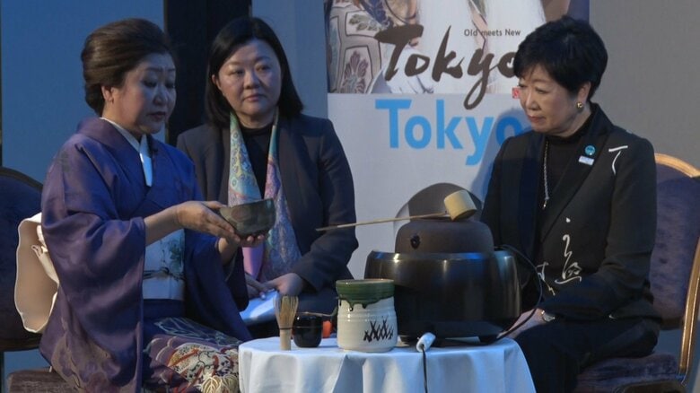 観光セミナーに出席する小池知事（2日 ロンドン）