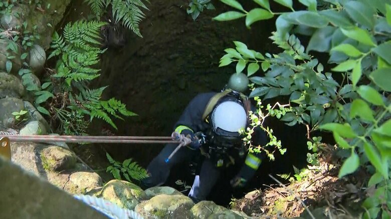 酸素マスクを着用し降下を開始