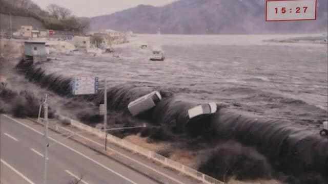 東日本大震災の記憶を風化させない…発生から間もなく１５年　岡山市役所で震災写真パネル展始まる【岡山】