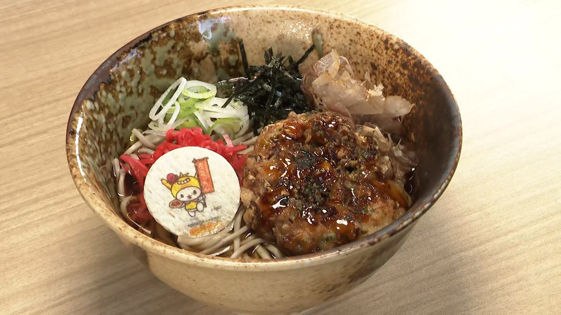 大田区の味を全国に」学校給食の人気メニューを販売 イトーヨーカ堂などが小学生と共同開発「たこぺったん」たこ焼きアレンジした“かき揚げ ”（FNNプライムオンライン）｜ｄメニューニュース（NTTドコモ）