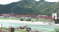 現存する“国内最古”の近代吊り橋…岐阜・美濃市の長良川にかかる「美濃橋」