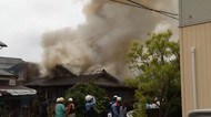 松山市内で住宅2棟全焼など 焼け跡から遺体…火元の家の住人か【愛媛】