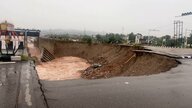 モンスーン期の豪雨でインド直轄地で洪水と地滑り発生し死者も　インドが“氾濫”ダムの水放流でパキスタン側は被害拡大を懸念