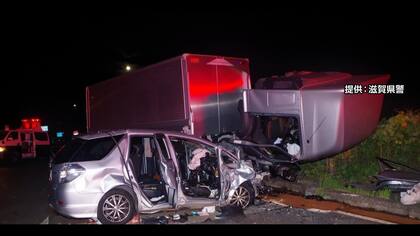 国道で乗用車とトラックが正面衝突　3人死亡3人重軽傷　乗用車が中央線をはみ出したか　滋賀・高島市