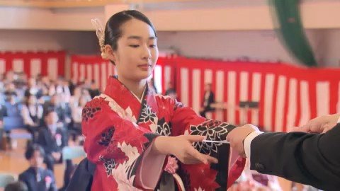 入学時の”コロナ禍”を乗り越え『卒業式』小学校195校で1万5000人が巣立ちの晴れ舞台…かけがえのない仲間とともに6年間の思い出胸に〈北海道札幌市〉