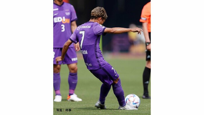 5月28日名古屋グランパス戦の後半に決勝ゴールとなるFKを決める野津田