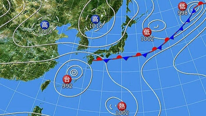 天気図 4日午後9時(予想) 日本気象協会より