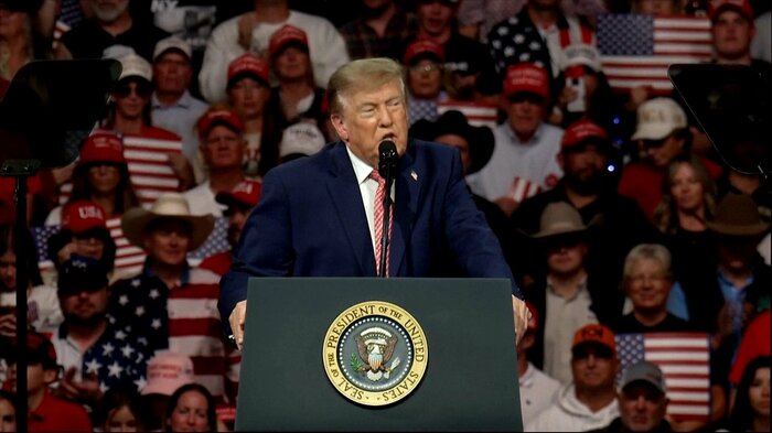 トランプ大統領の応援演説（カンザス州 19日）