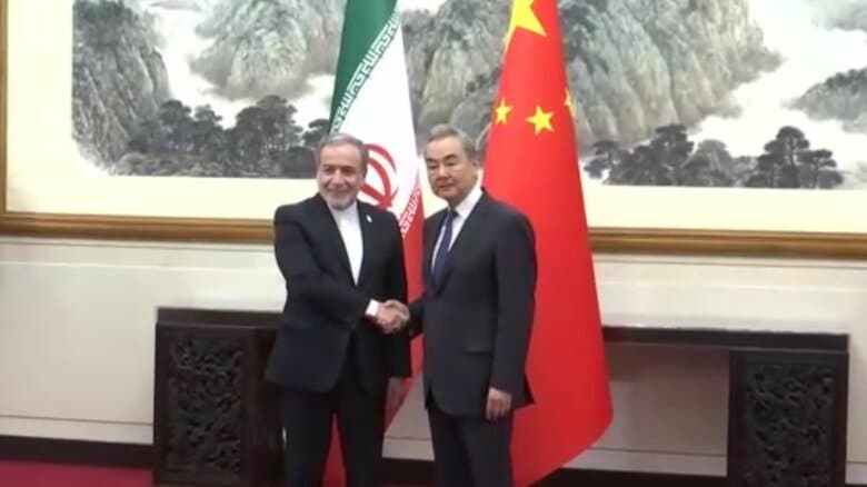 中国の船主所有する石油タンカーに“はじめて攻撃”か　ホルムズ海峡入り口付近で攻撃受け甲板で火災　中国メディア｜FNNプライムオンライン