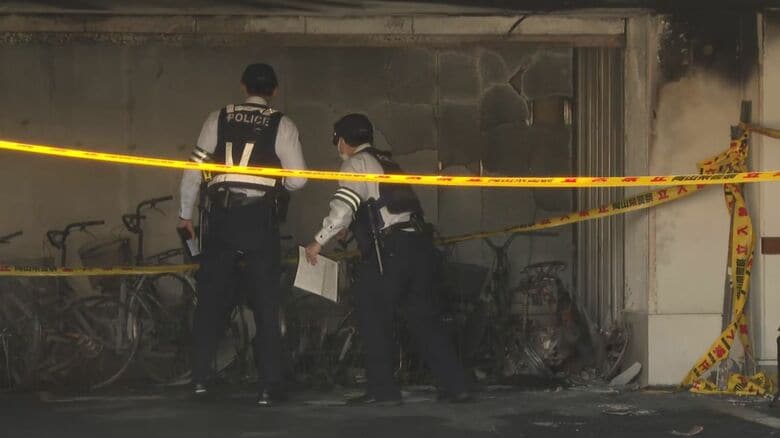 【詳報】倉敷市のマンション駐車場でオートバイなど全焼の火事　放火容疑で５３歳男逮捕【岡山】｜FNNプライムオンライン