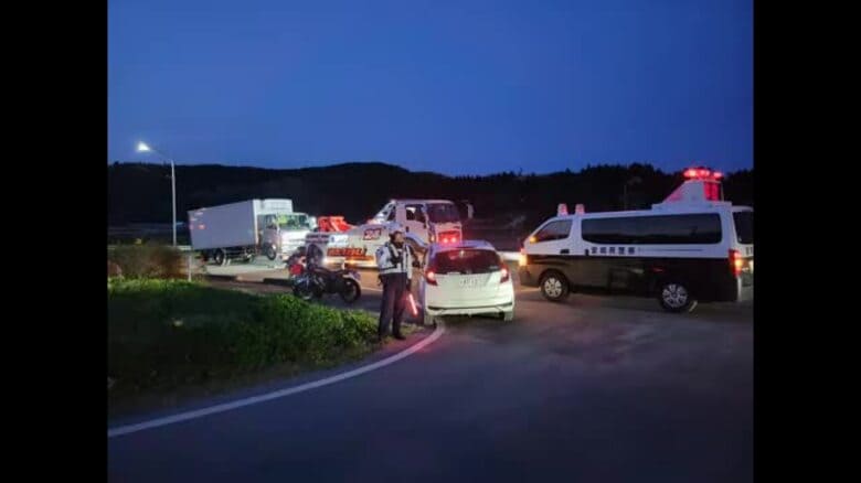 【速報】仲間とツーリング中に事故　大型バイク運転の４０代男性重傷　トラックと正面衝突〈宮城・大郷町〉｜FNNプライムオンライン