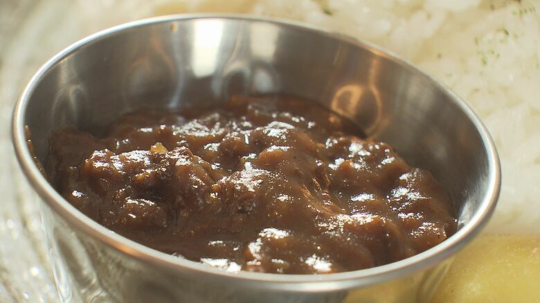 地元で捕獲された鹿肉を使ったキーマカレー