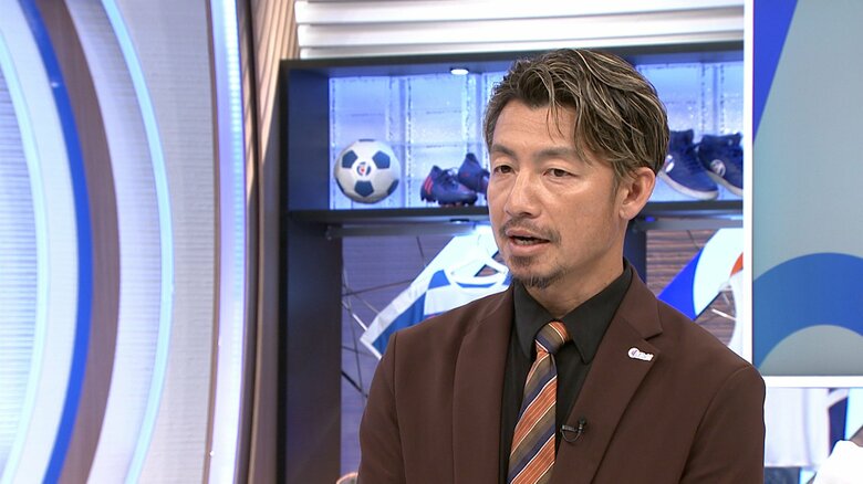 山本投手のスプリットについて解説する鳥谷敬一さん