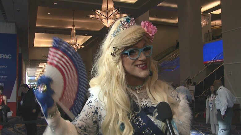 ユタ州から駆けつけた「レディー・マガ・USA」さん