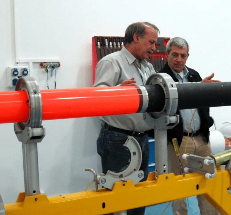 生産の段階に入ったが…（レビンさん提供）