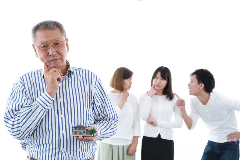 「介護したのに遺産は等分?」きょうだい間の遺産相続トラブル急増中!その対処法とは?