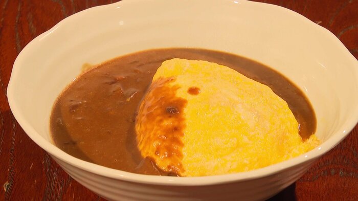 デミ卵ライス（700円　高校生までは500円）