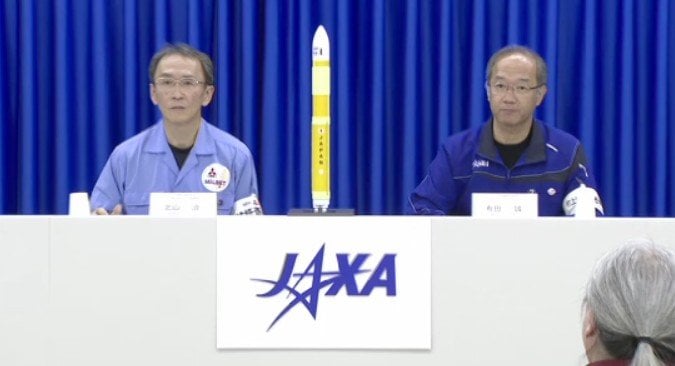 三菱重工の北山治H3プロジェクトマネージャ（左）と有田誠プロジェクトマネージャ