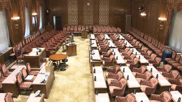 新型コロナ拡大中の“国会一時空転”顛末 法相批判の一方で「感覚が理解できない」と野党非難の声