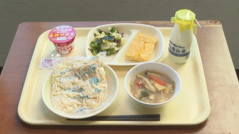 「何を削ったら…」食材高騰で学校給食の献立に苦心　栄養教諭「元の値段に戻って」 給食費値上げの動きも　家庭の負担増加へ｜FNNプライムオンライン