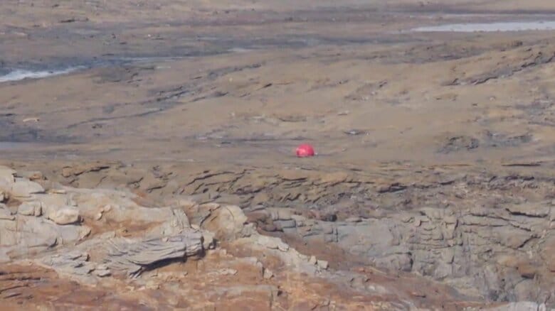 【独自】南極で中国が昭和基地周辺に通告なしで設置した観測施設が倒壊…ドーム状の建物つぶれた状態確認　中国側ががれき撤収作業へ｜FNNプライムオンライン