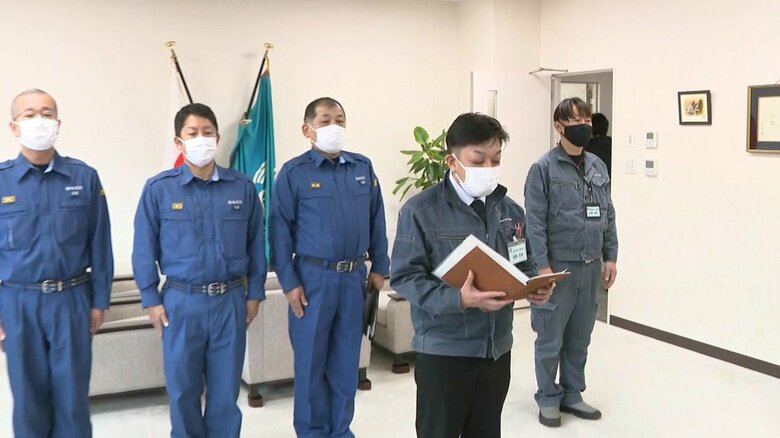 活動報告をする遠藤施設室長