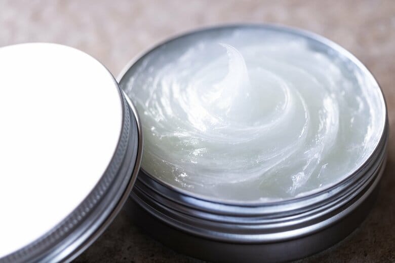 ワセリンでも取れる（画像はイメージ）