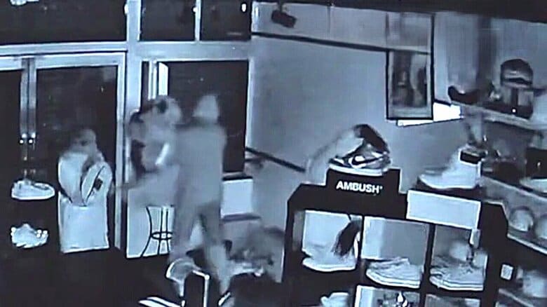 この店でも高級ブランドの衣類など180点が盗まれた