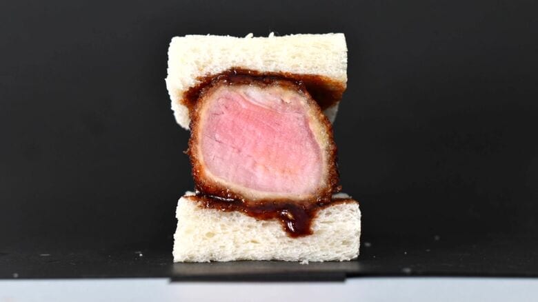 「HITOKAMI」のカツサンド