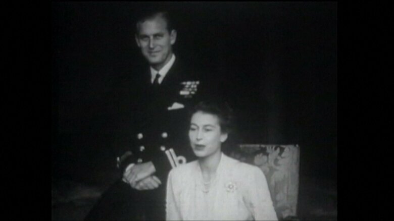 若き日のエリザベス女王とフィリップ殿下（1947年）