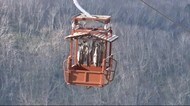 寒風受け山肌昇るサケ クマの餌となるトバ作り うまみ増したトバにクマもよろこぶ? 北海道登別市