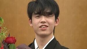 「将棋に専念」 藤井二冠が退学届 3月の卒業予定を前に