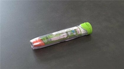 「そんなに休むなら仕事を辞めたら」――子どものアレルギー治療支える親、進まぬ職場の理解　仕事との両立困難という“壁”