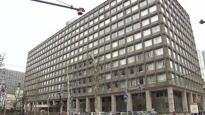 【不特定多数の人と接触の可能性】“はしか”感染の30代男性が羽田～新千歳空港を移動…航空便は1月26日と28日…札幌市内をレンタカーで移動し観光ー2か所のホテルと2か所の飲食店を利用〈北海道〉