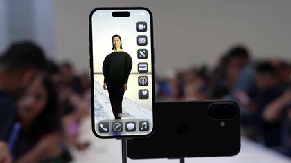 アップルが生成AI搭載の「iPhone16」発表　オリジナル絵文字作成・カメラ専用ボタン追加も　9月20日発売