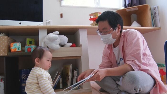 本の読み聞かせ 月弓ちゃん中心の生活を送る