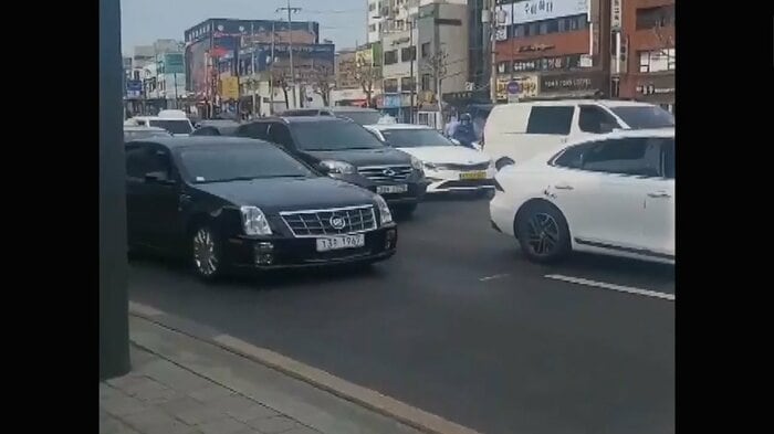 車であふれる道路