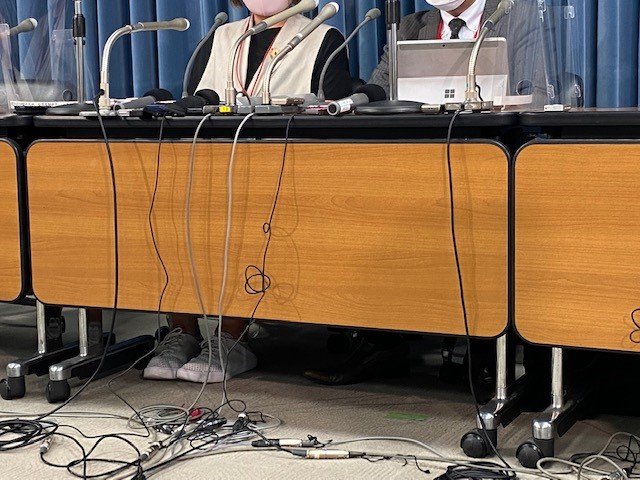 女児の両親は町田市教委と学校側に原因究明を訴えた