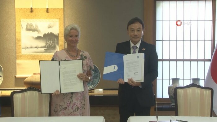 駐トルコ勝亦 孝彦大使とUNDPによる署名式(2023年8月)