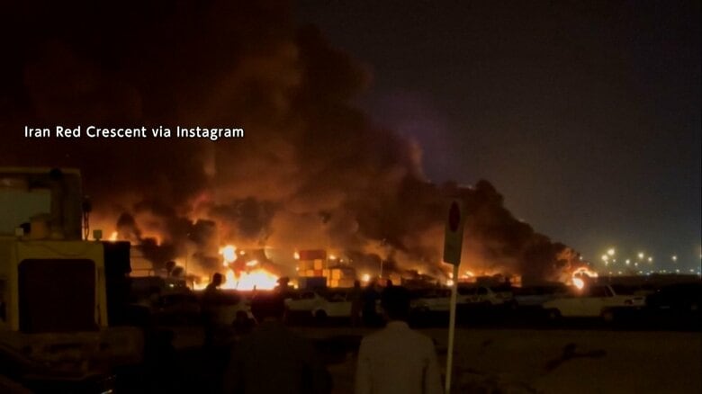 イラン南部の港で大規模爆発…死傷者1200人超　コンテナに保管の化学物質が爆発か　国防省はミサイル燃料との報道否定｜FNNプライムオンライン