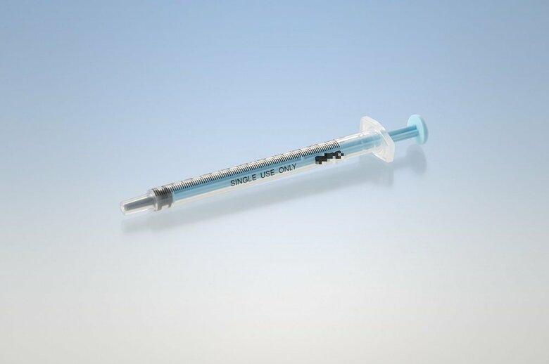 1瓶で1回分多くワクチン接種…増産体制の“特殊な注射器”が今まで普及しなかった理由を聞いた｜FNNプライムオンライン