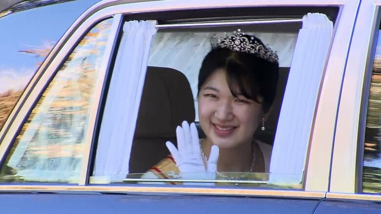 皇室の正月は大忙し　愛子さまなど女性皇族はティアラ姿で　悠仁さまは和服でご挨拶｜FNNプライムオンライン