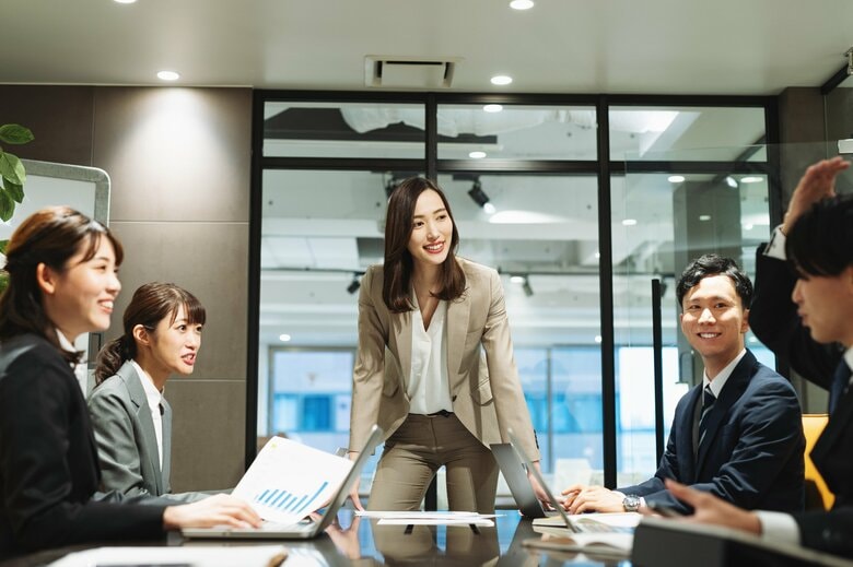 【解説】男女雇用機会均等法から40年…“会社では言えない話”を無料相談　小池都知事が仕掛ける「ジョカツ」とは｜FNNプライムオンライン