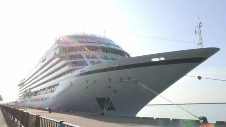 クルーズ船の寄港が過去最多　「買い物より観光」「桜島は美しい」　外国人観光客増加の背景【鹿児島発】｜FNNプライムオンライン