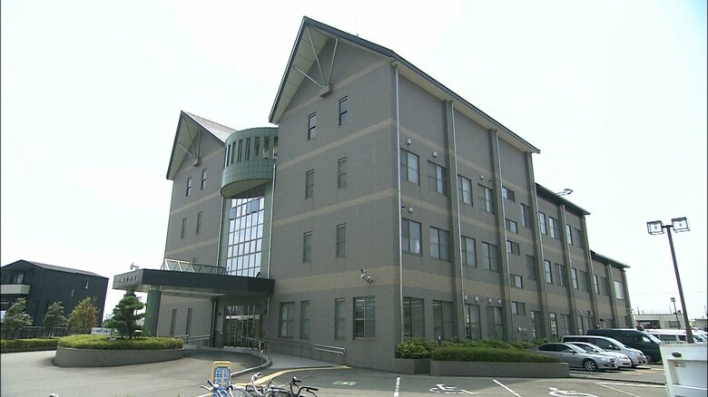 「孫からメッセージが来て身の危険を感じる」　25歳男を逮捕　調べに対し何も語らず｜FNNプライムオンライン