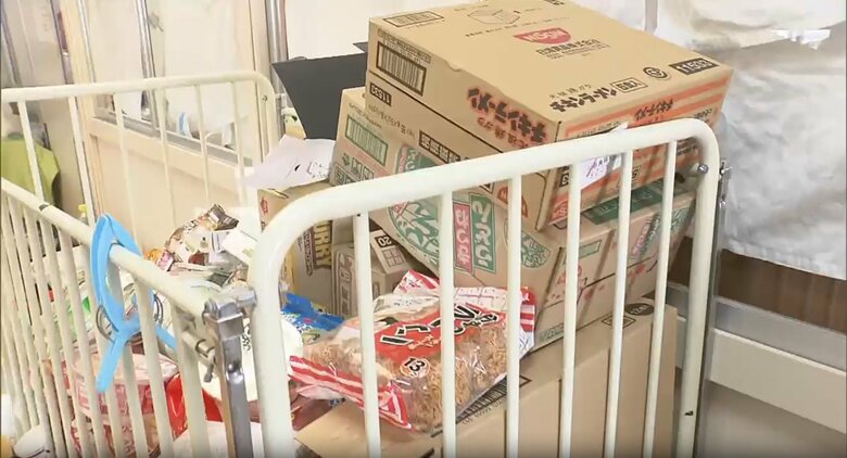 避難所に届いた支援物資