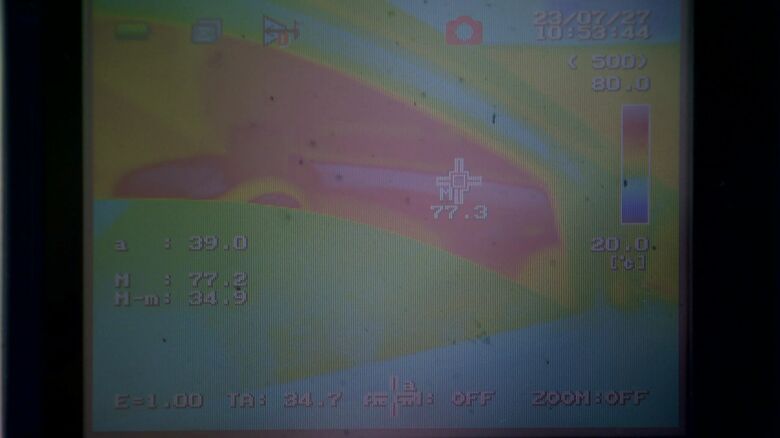 車内のサーモグラフィー